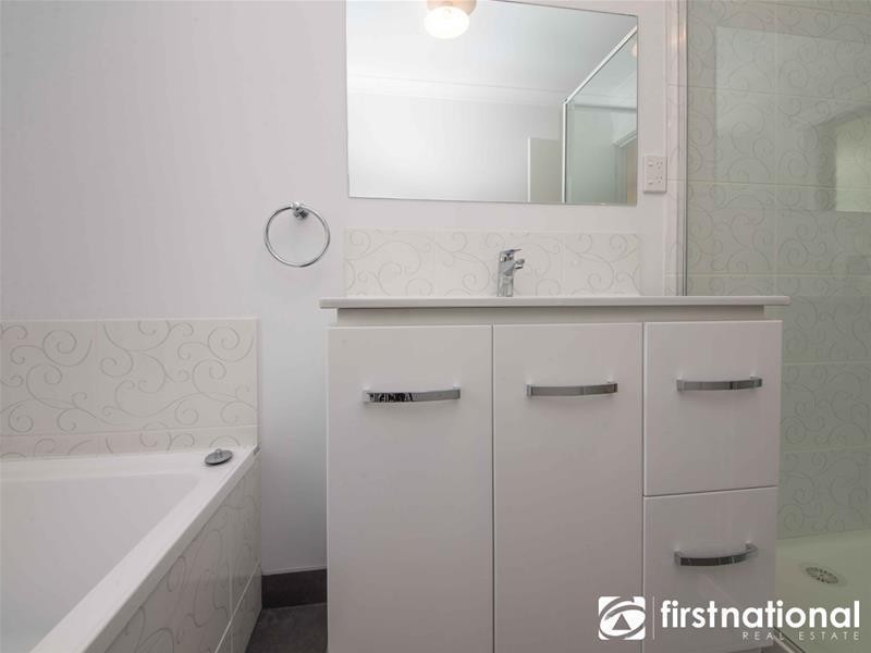 11 Sweet Gum Avenue, Narre Warren VIC 3805