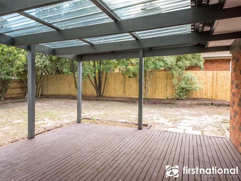 11 Sweet Gum Avenue, Narre Warren VIC 3805