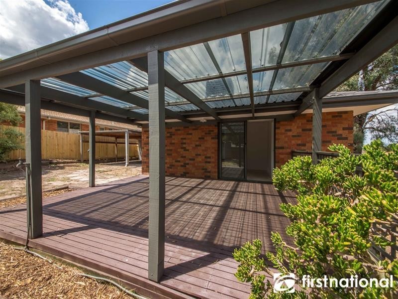 11 Sweet Gum Avenue, Narre Warren VIC 3805