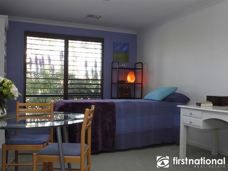 21 Barwon Drive, Pakenham VIC 3810