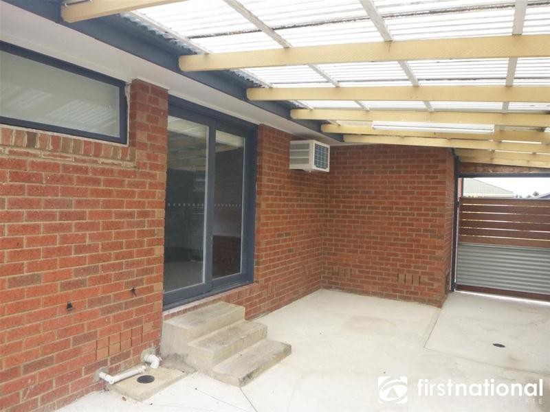 48 Tarcoola Drive, Narre Warren VIC 3805