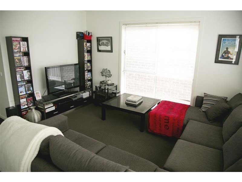 3/30 Golf Links Road, Berwick VIC 3806