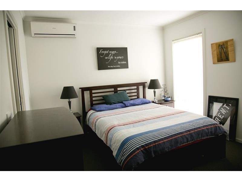 3/30 Golf Links Road, Berwick VIC 3806