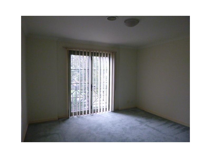 2 Fieldhouse Lane, Berwick VIC 3806