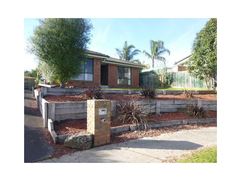 8 Kilfera Court, Narre Warren VIC 3805