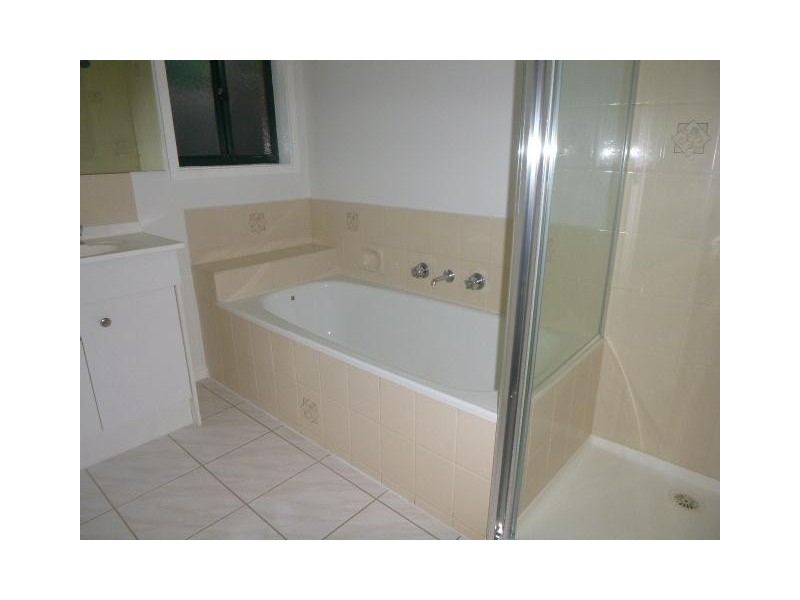 8 Kilfera Court, Narre Warren VIC 3805