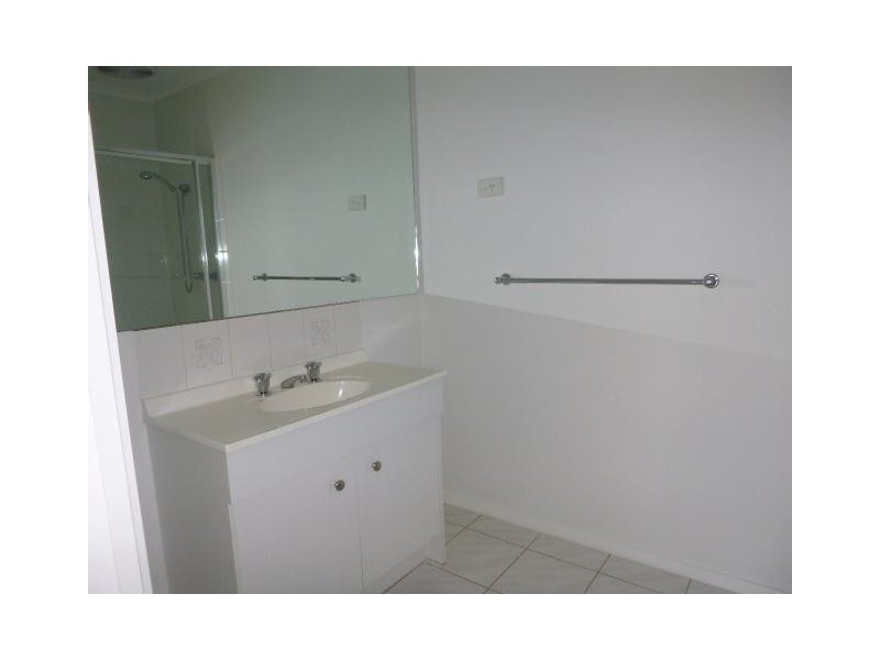 8 Kilfera Court, Narre Warren VIC 3805