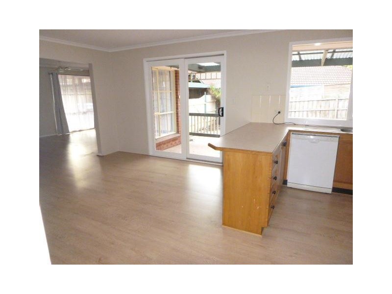 4 Camden Court, Berwick VIC 3806