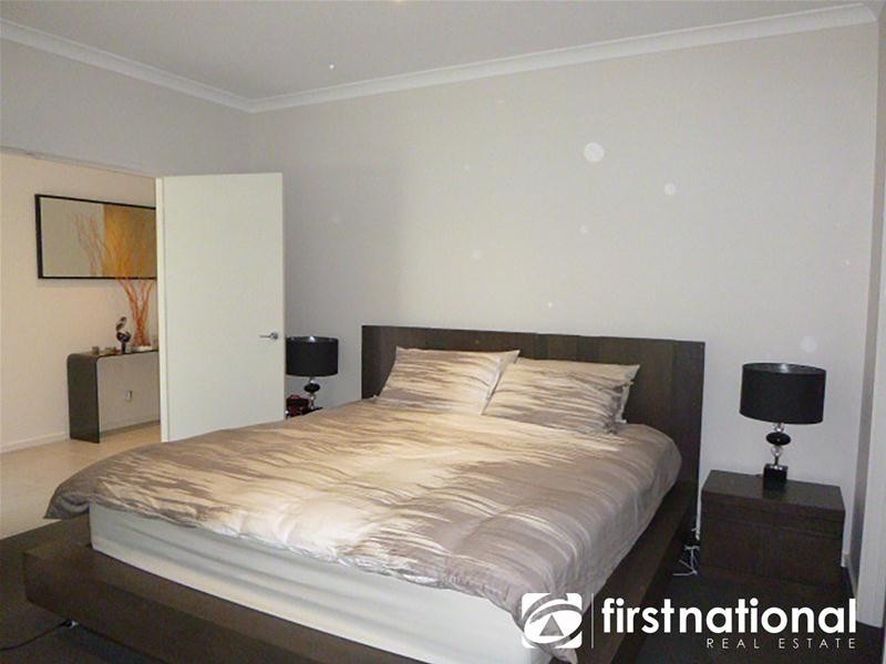 47 Arbourlea Boulevard, Cranbourne North VIC 3977