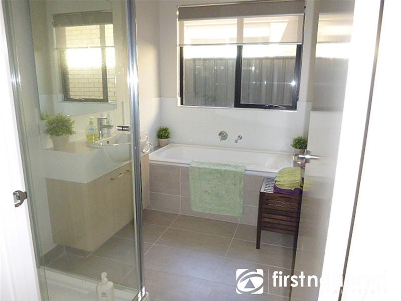 47 Arbourlea Boulevard, Cranbourne North VIC 3977