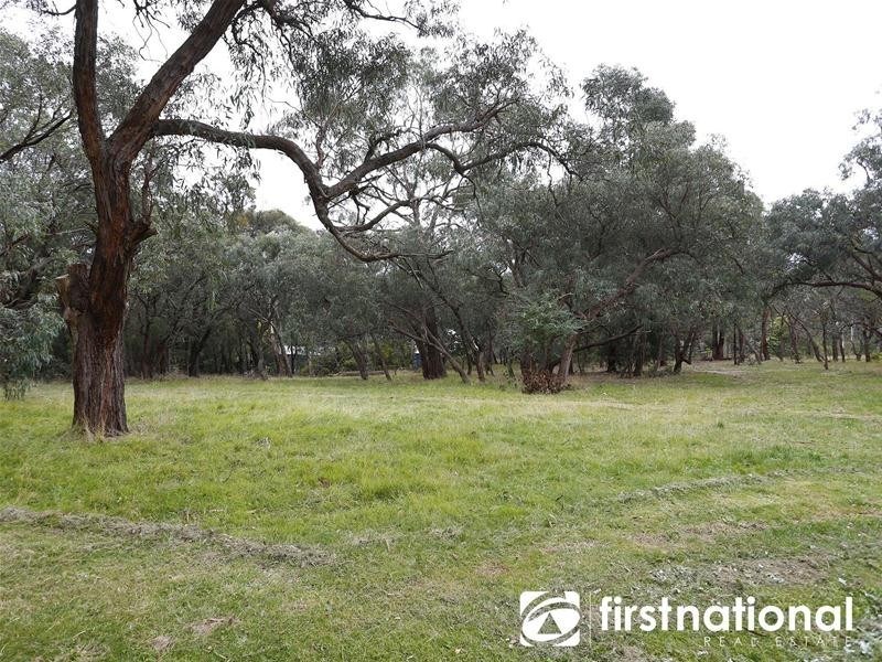 51 Koolbirra  Road, Maryknoll VIC 3812