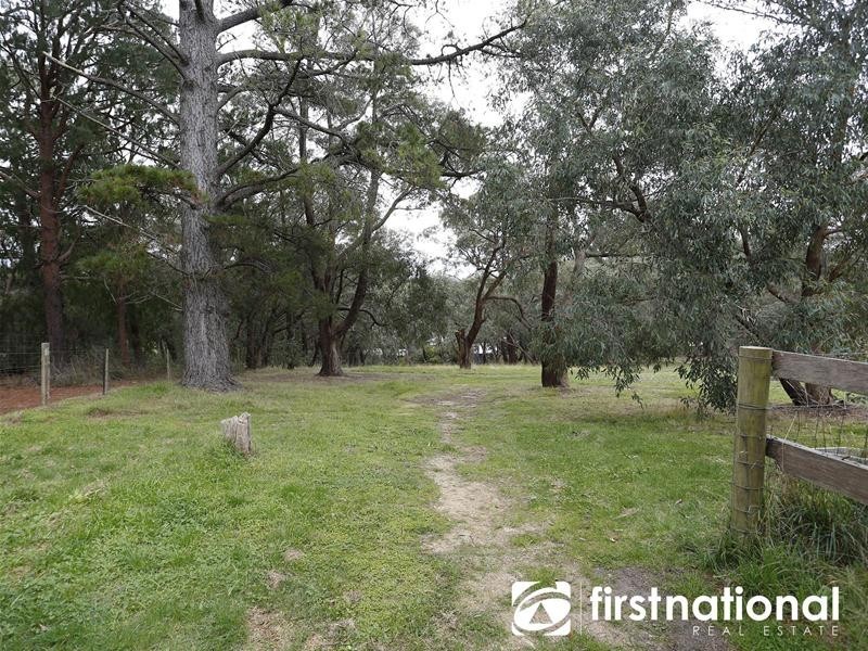 51 Koolbirra  Road, Maryknoll VIC 3812