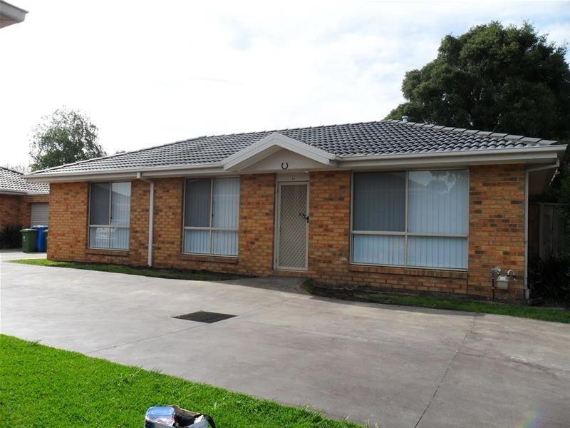 38 Warren Close, Narre Warren VIC 3805