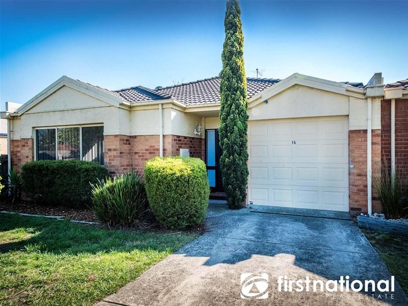 15 Margie Square, Narre Warren South VIC 3805