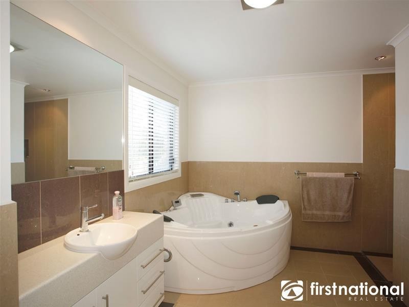 14 Canberra Avenue, Berwick VIC 3806