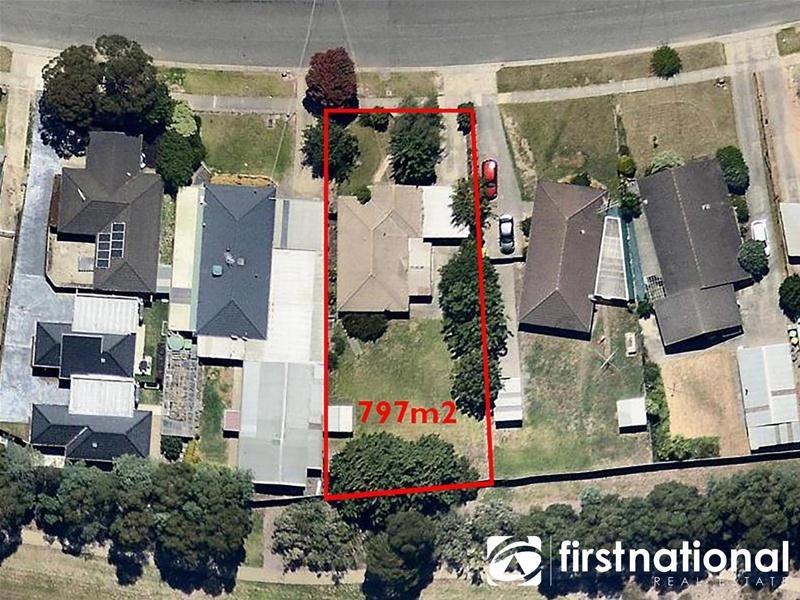 21 Cameron Way, Pakenham VIC 3810