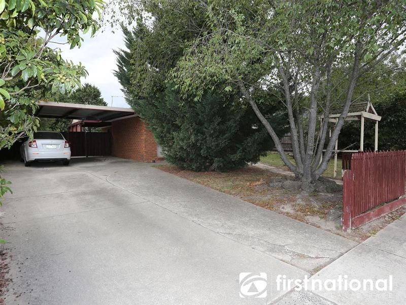 21 Cameron Way, Pakenham VIC 3810