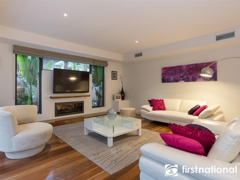 5/36 Peel Street, Berwick VIC 3806