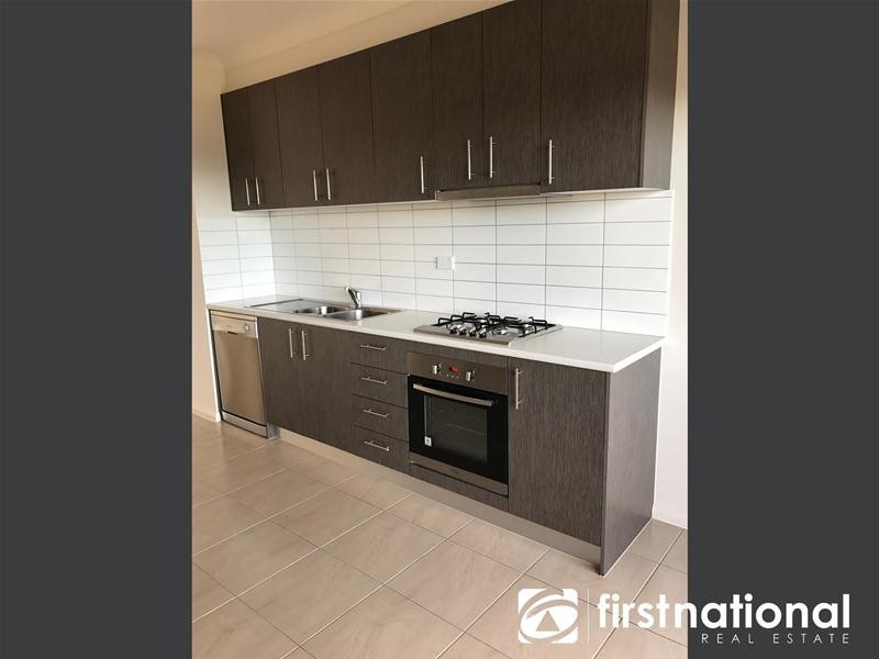 7 Annecy Lane, Pakenham VIC 3810