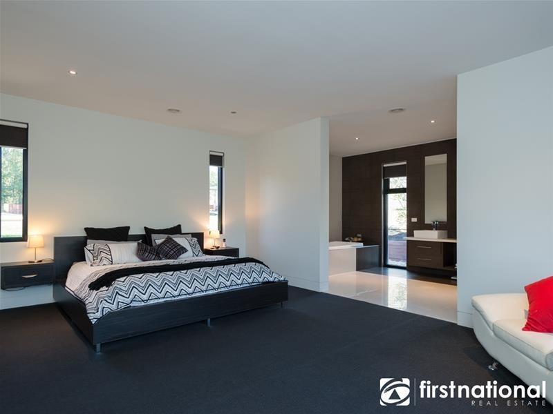 33 – 35 Timberside Drive, Beaconsfield VIC 3807