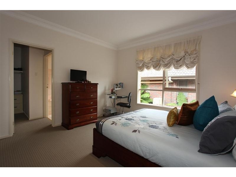 5 Shawnee Court, Narre Warren VIC 3805