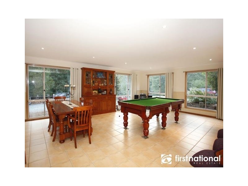 990 Pakenham Road, Pakenham Upper VIC 3810