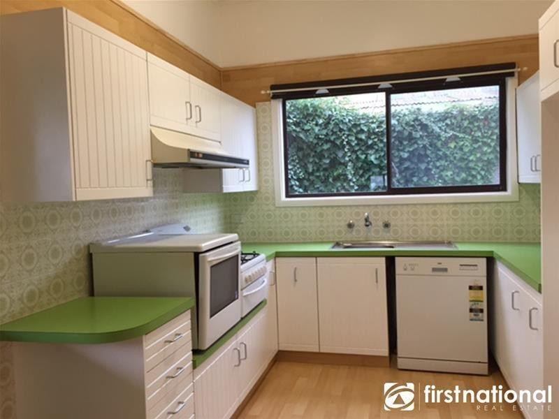 38 Railway Avenue, Tynong VIC 3813