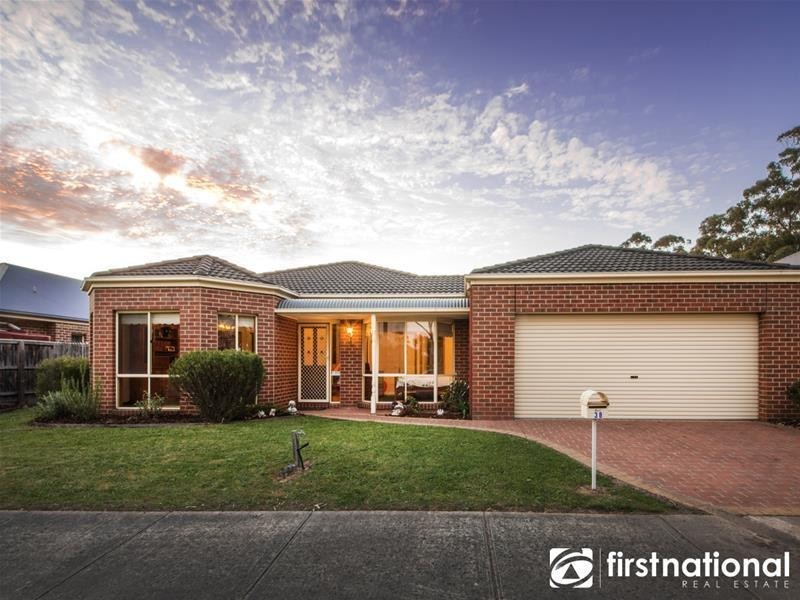 38 Stockmans Circuit, Pakenham VIC 3810