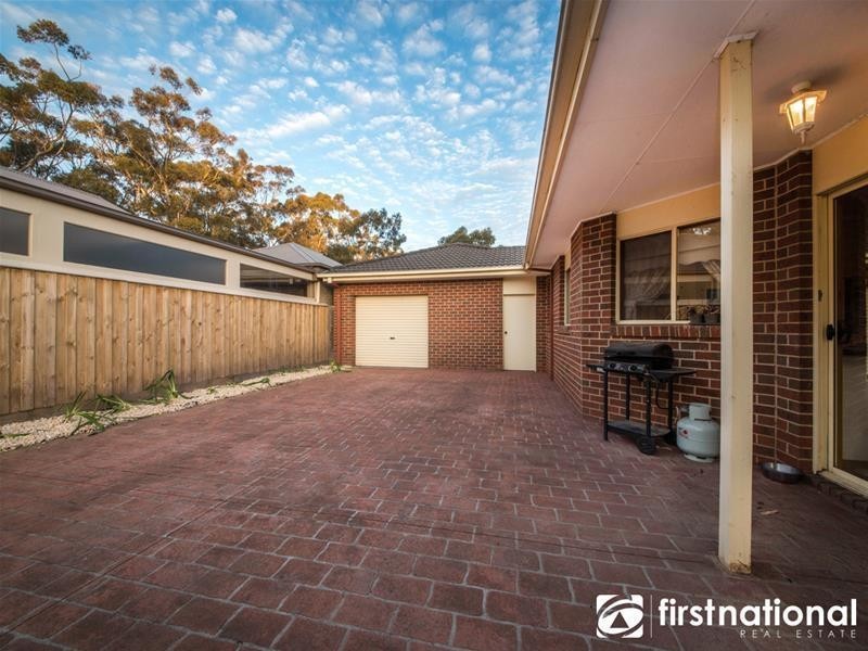 38 Stockmans Circuit, Pakenham VIC 3810