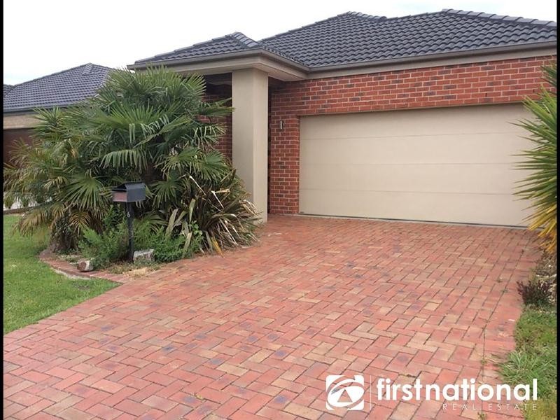 6 Parmentier Way, Pakenham VIC 3810