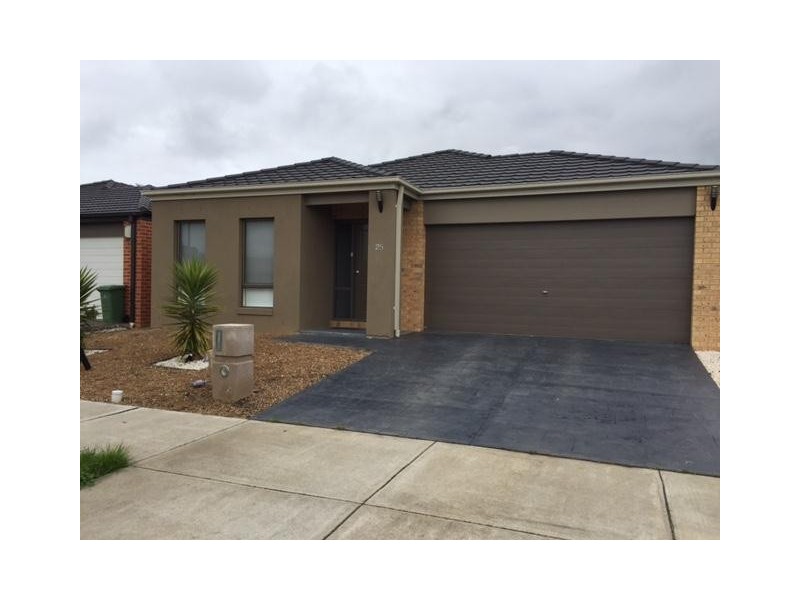 25 Celestine Drive, Officer VIC 3809