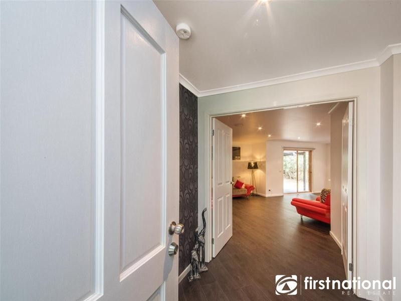 4 Hall Court, Berwick VIC 3806