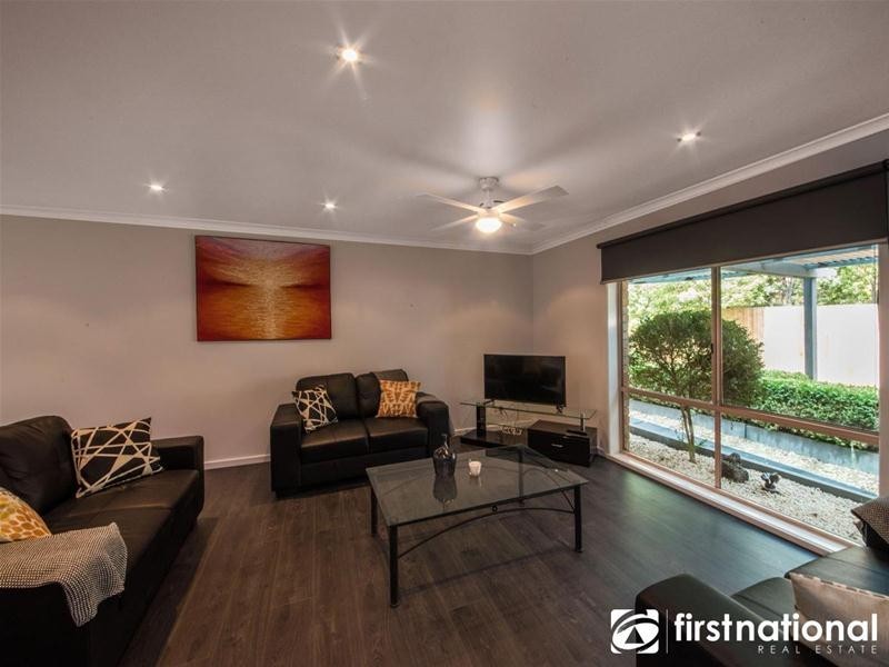 4 Hall Court, Berwick VIC 3806