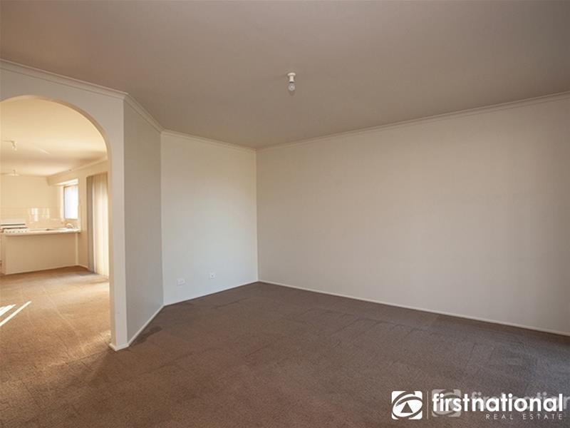 10 McMaster Court, Pakenham VIC 3810