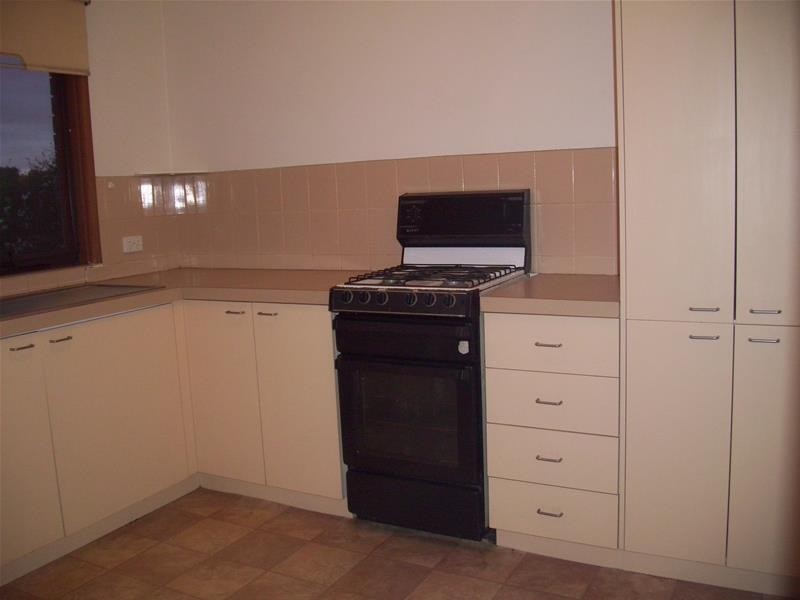 24/7-9 Denise Court, Narre Warren VIC 3805