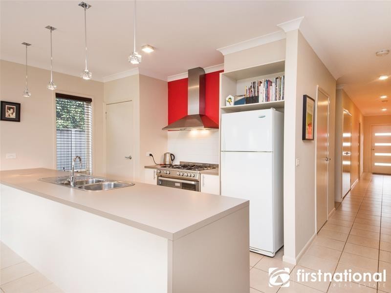 42 Britton Drive, Pakenham VIC 3810