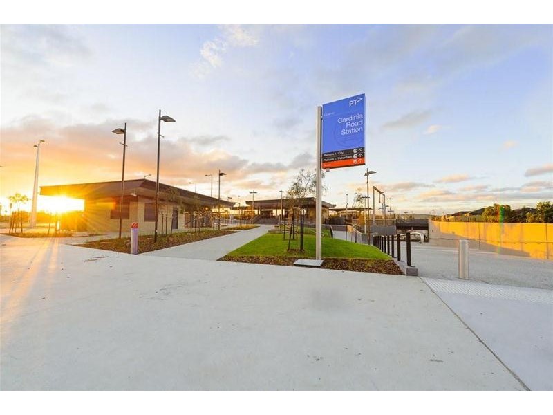 16 Ample Avenue, Officer VIC 3809