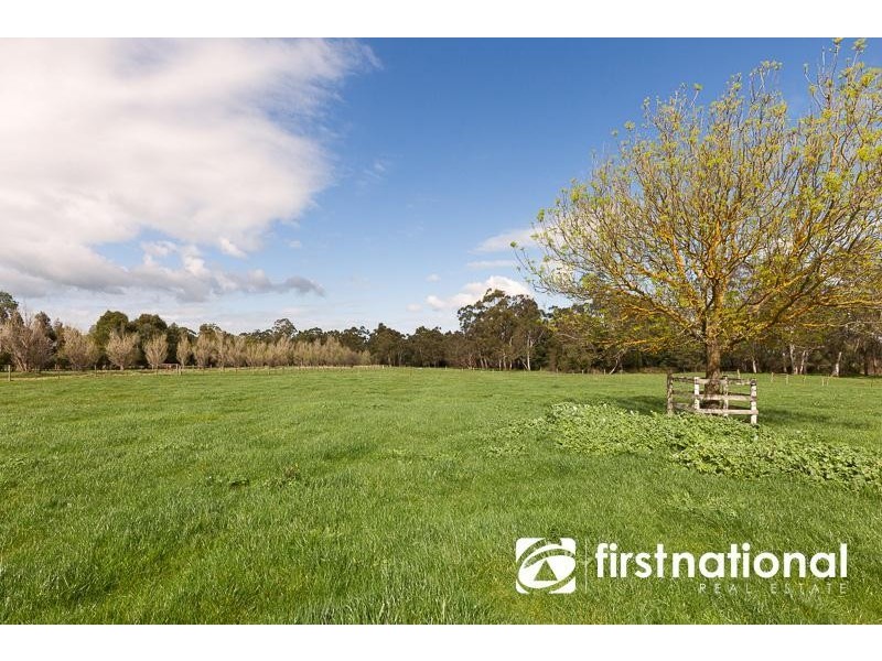 61 Ingram Road, Nar Nar Goon North VIC 3812