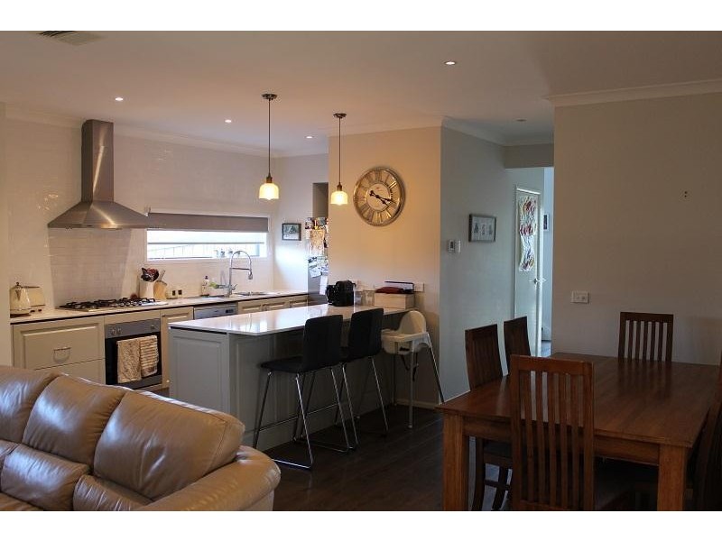 19 Manhattan Drive, Officer VIC 3809