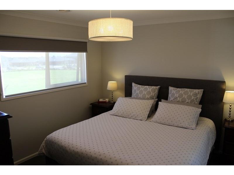 19 Manhattan Drive, Officer VIC 3809