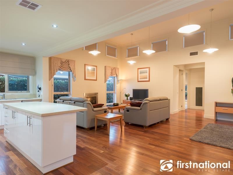 9/3 Paddington Terrace, Berwick VIC 3806