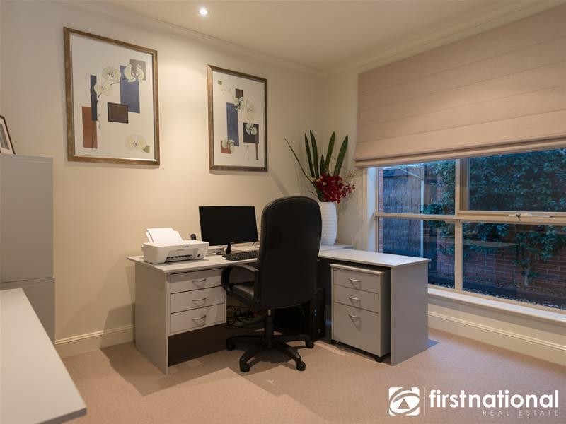 9/3 Paddington Terrace, Berwick VIC 3806