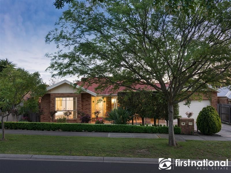 5 Carrington Place, Berwick VIC 3806