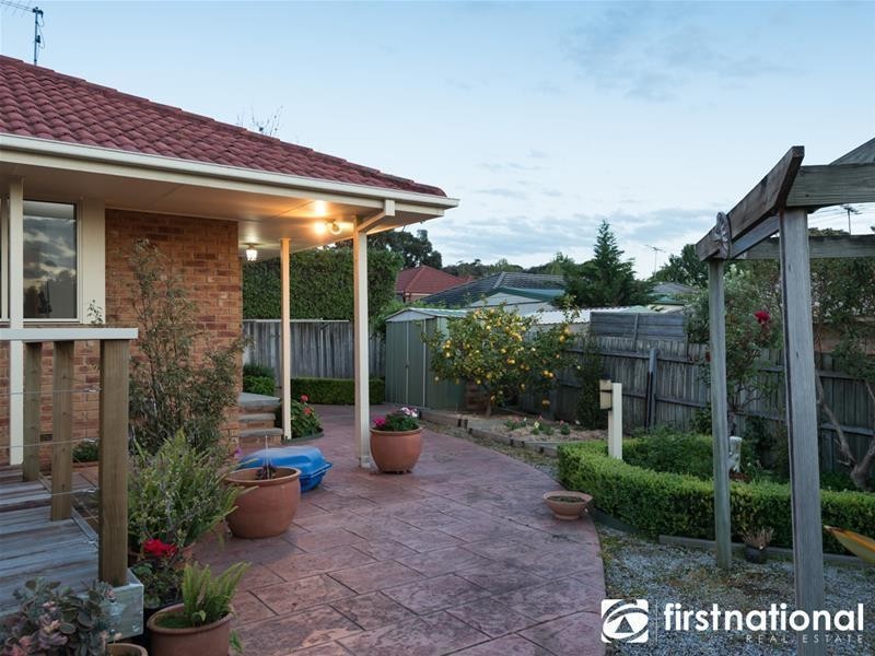 5 Carrington Place, Berwick VIC 3806