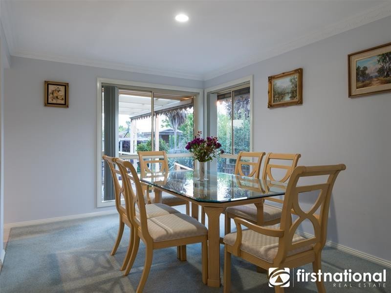 5 Carrington Place, Berwick VIC 3806