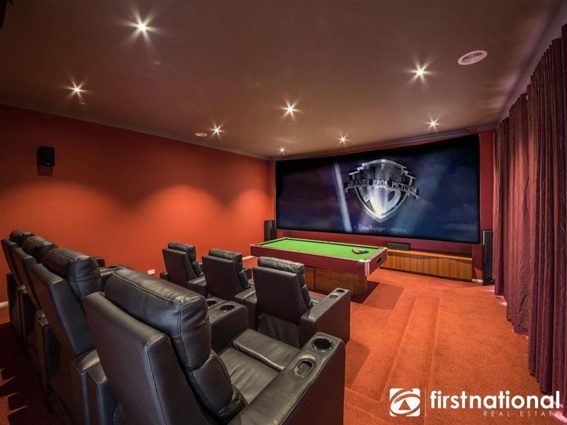 4 Clovelly Way, Officer VIC 3809