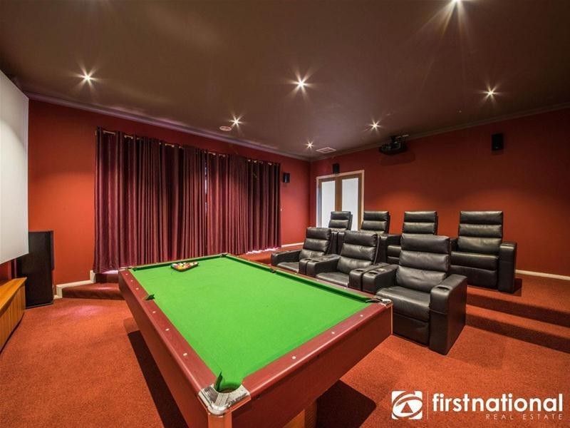 4 Clovelly Way, Officer VIC 3809