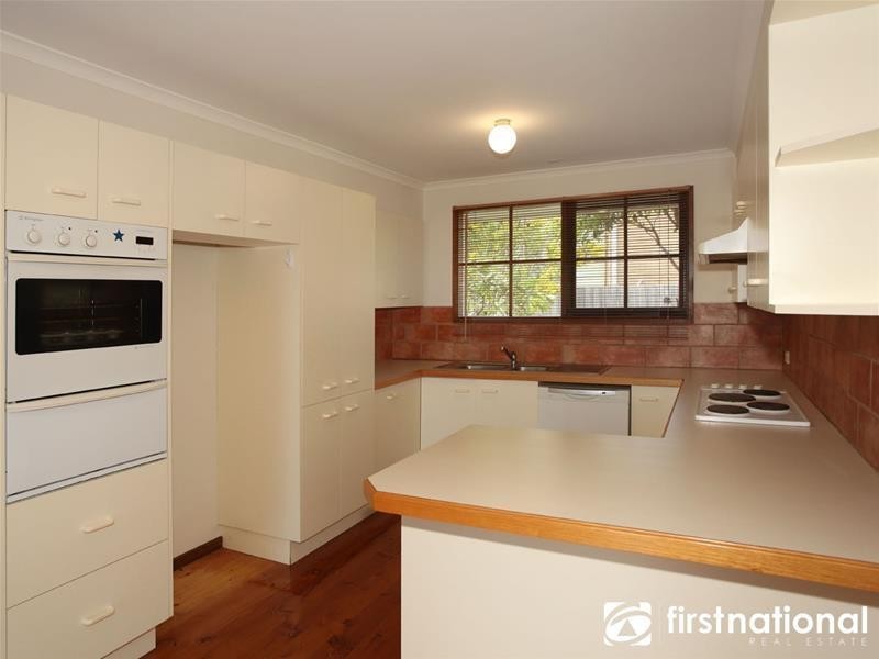 1/4-6 Gibb Street, Berwick VIC 3806