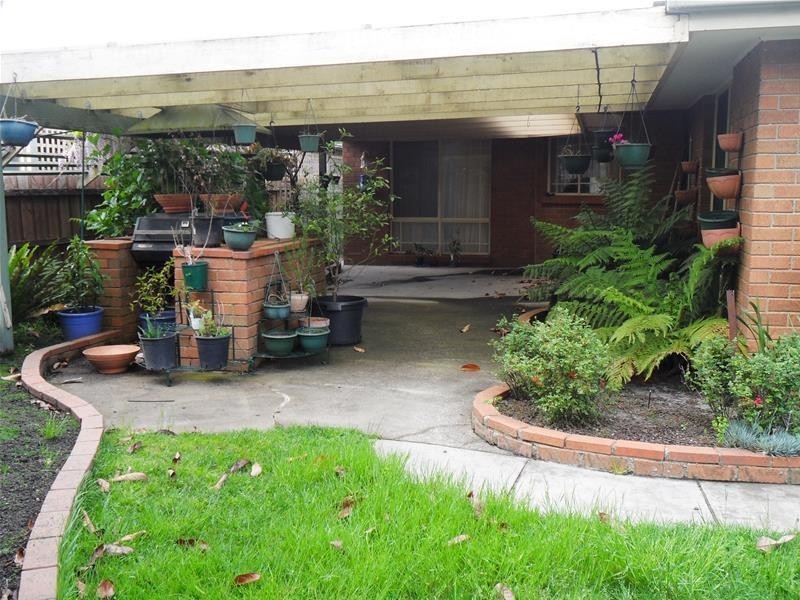 4 Crystal Brook Court, Narre Warren South VIC 3805