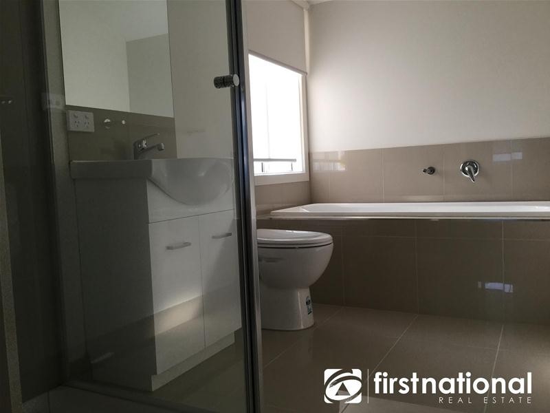 3/47 King Street, Pakenham VIC 3810